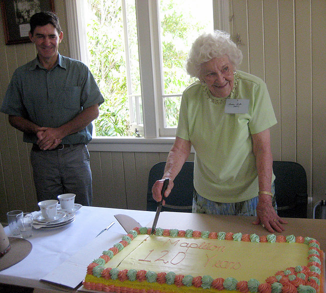 Mapleton Hall birthday cake